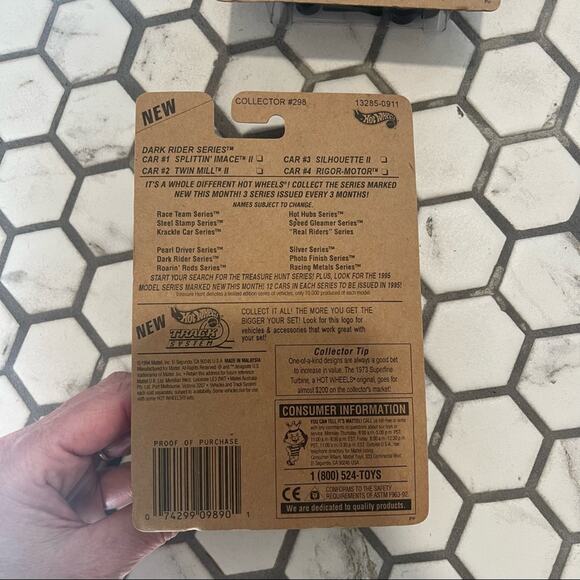 Hot Wheels 1995 - Complete Dark Rider Series, MOC new in package Set of 4 - Picture 9 of 9